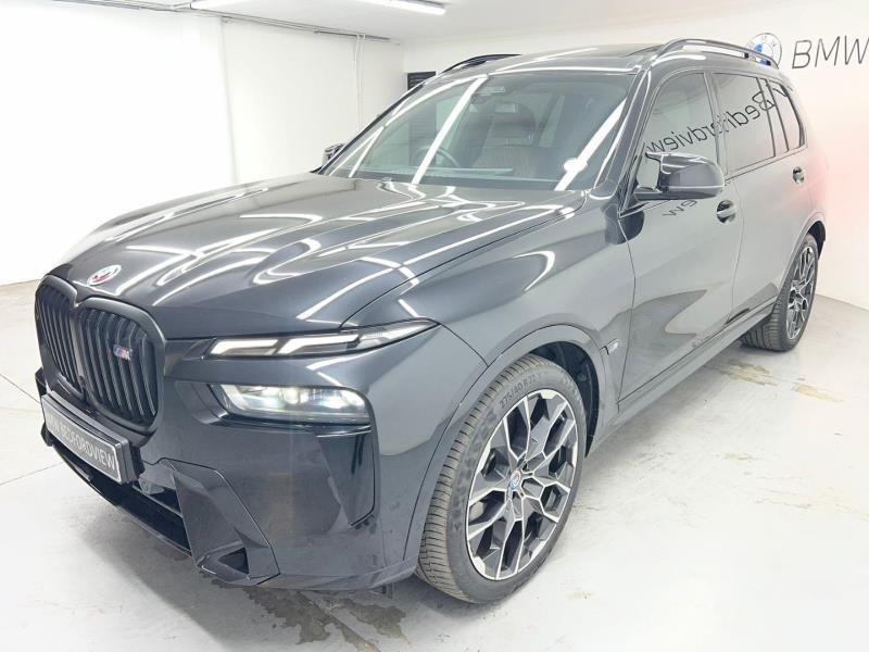 2023 BMW X7