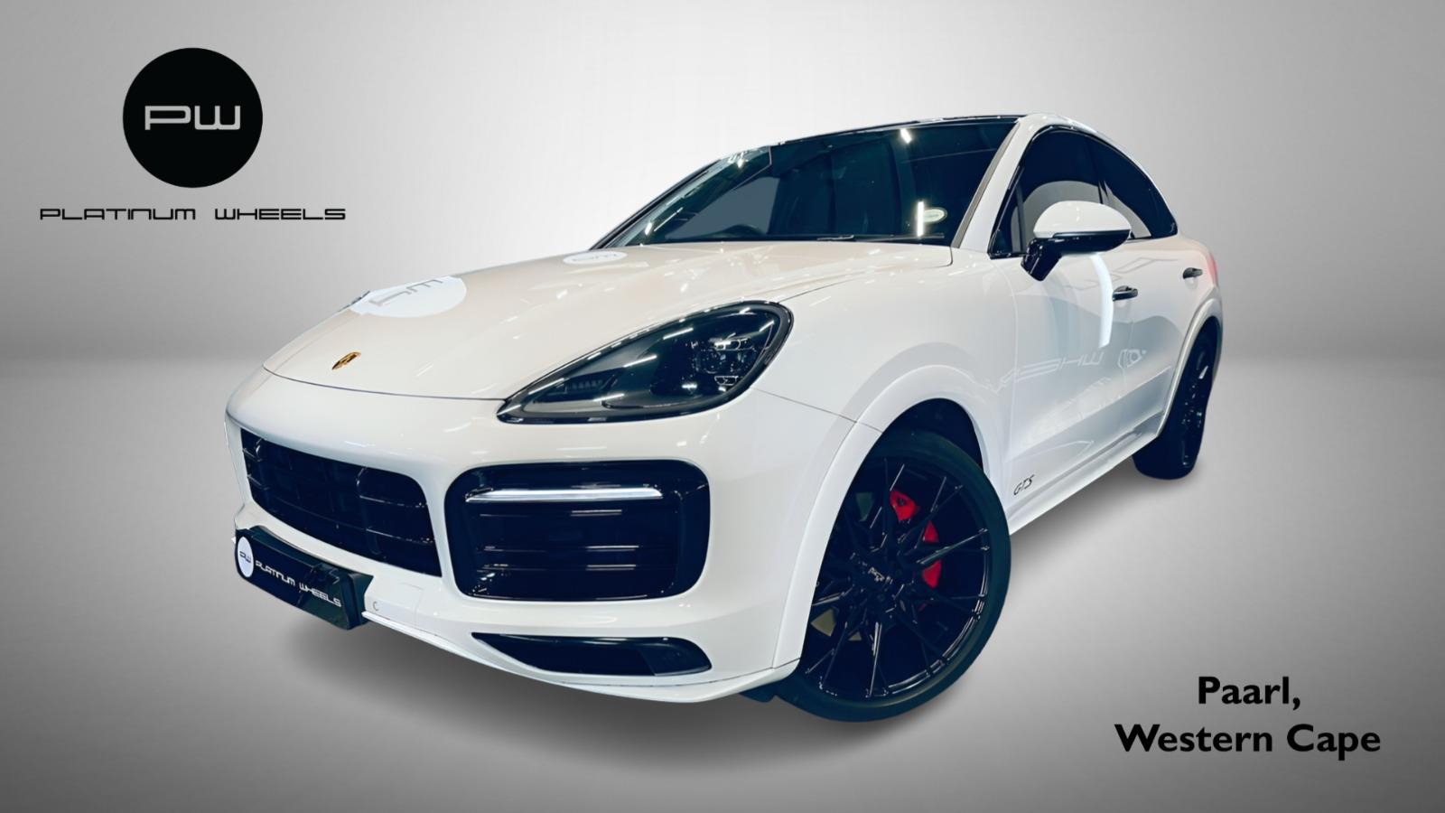 2022 PORSCHE Cayenne