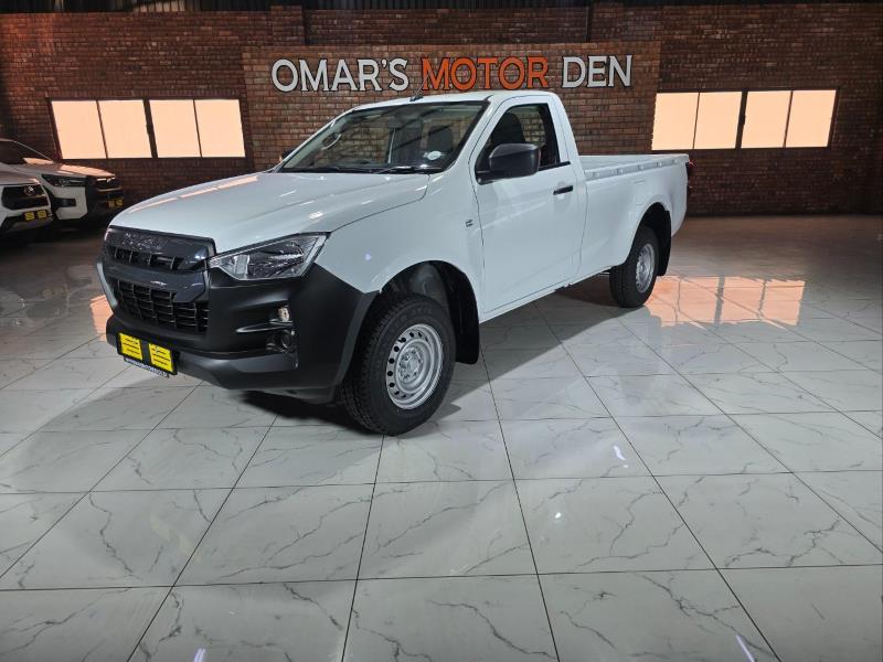 2025 ISUZU D-MAX
