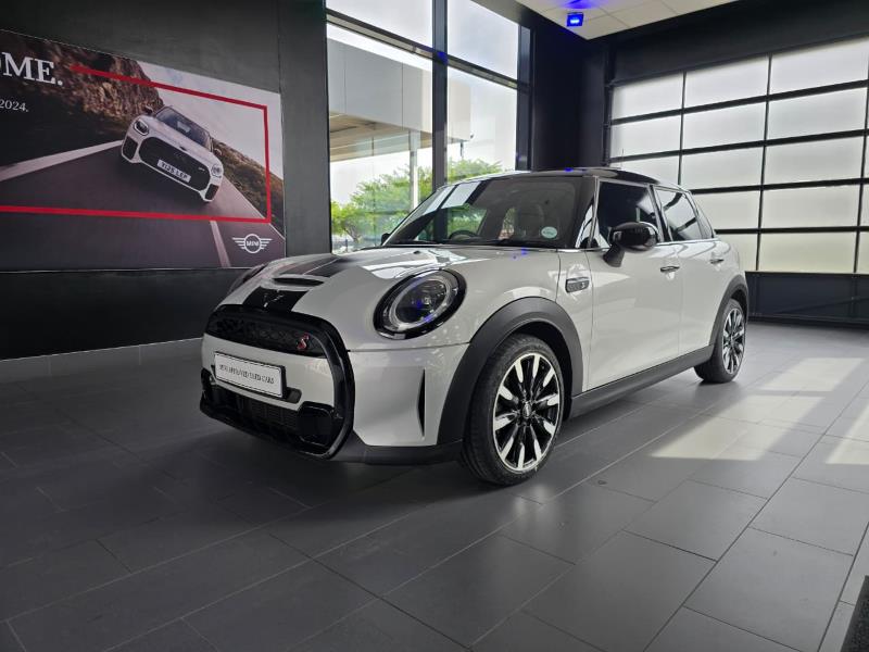 2021 MINI Hatch
