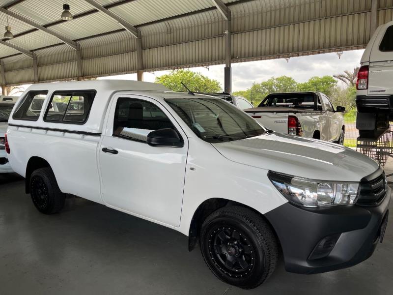 2019 TOYOTA Hilux
