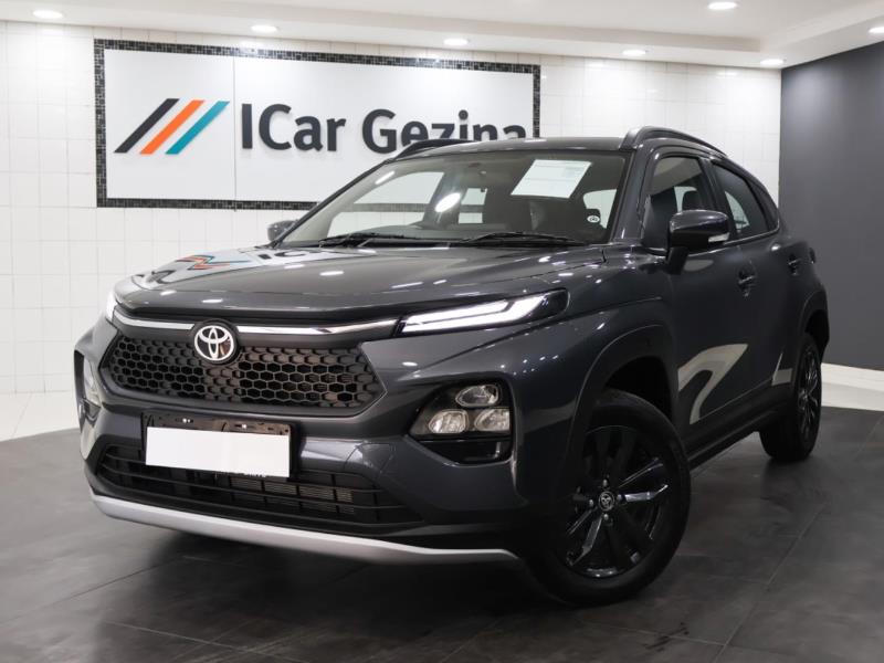 2025 TOYOTA Starlet Cross