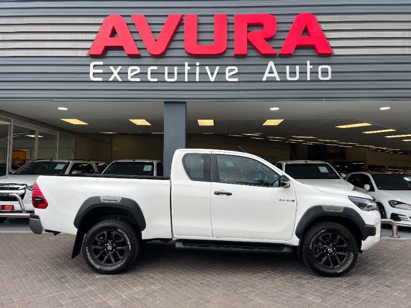 2021 TOYOTA Hilux
