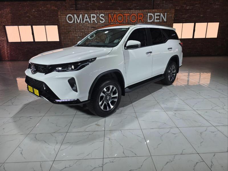 2025 TOYOTA Fortuner