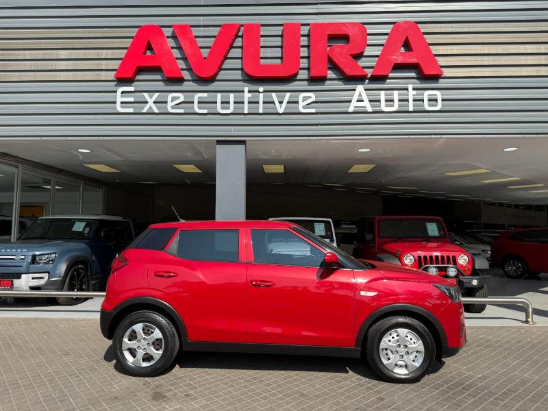 2020 MAHINDRA XUV300